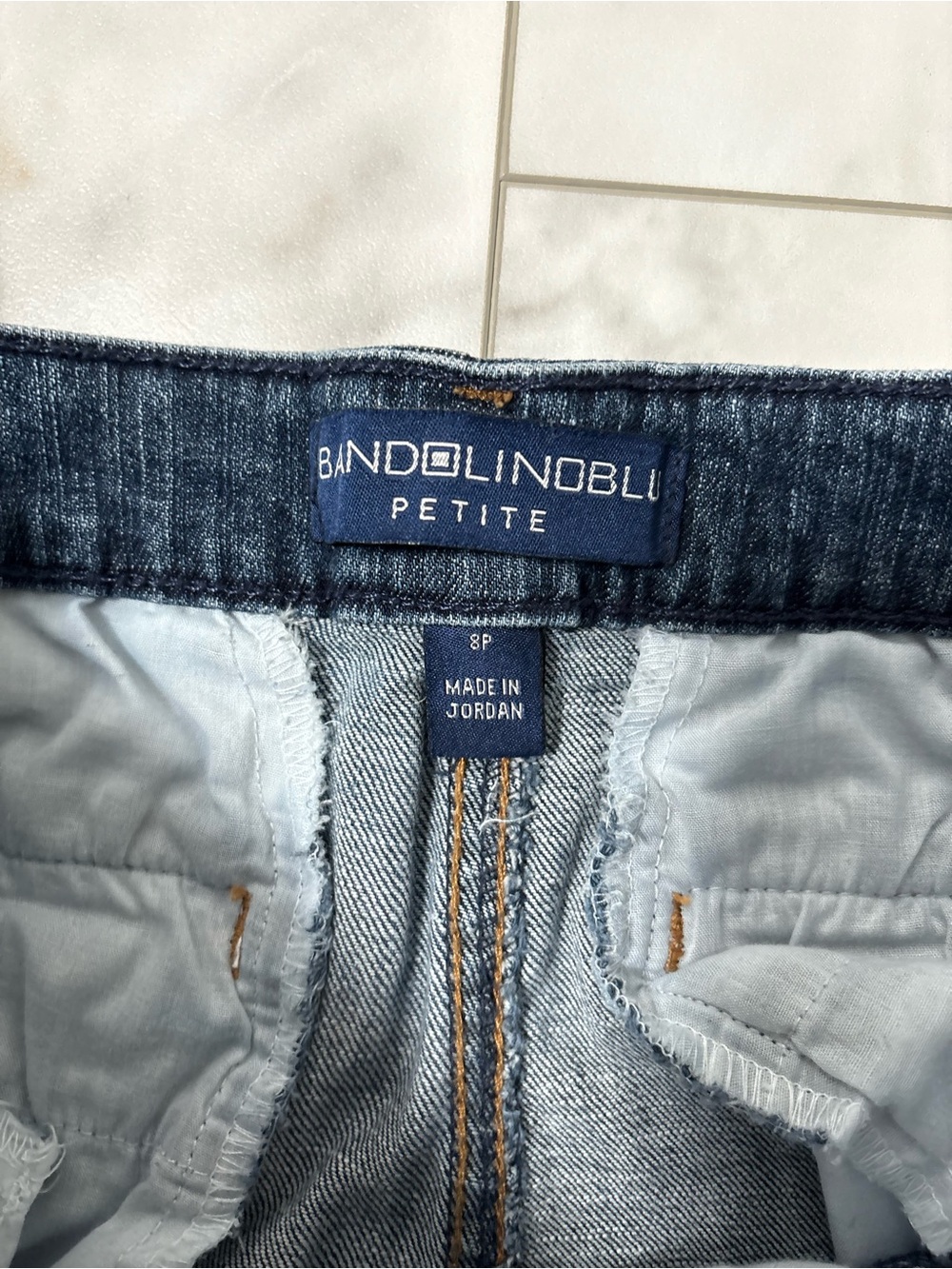 Bandolino Women's Dark Wash Bootcut Jeans - Blue Size 8P - Picture 2 of 3